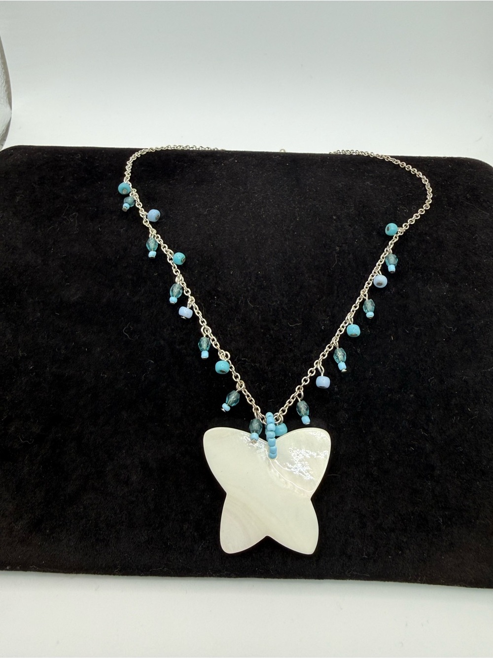 Vintage Avon Silver Plated Shell Butterfly Necklace Blue Glass Beads